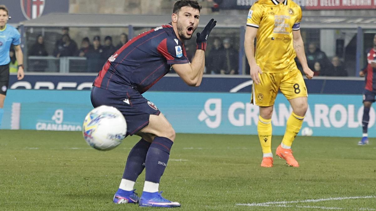 Bologna-Udinese, le pagelle: Orsolini non ne azzecca una, 5. Zamura, salvataggio che vale un gol: 6,5